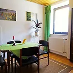 Lehmgefuehl, Design Vier, La Petite Maison Trier
