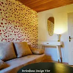 Lehmgefuehl, Design Vier, La Petite Maison