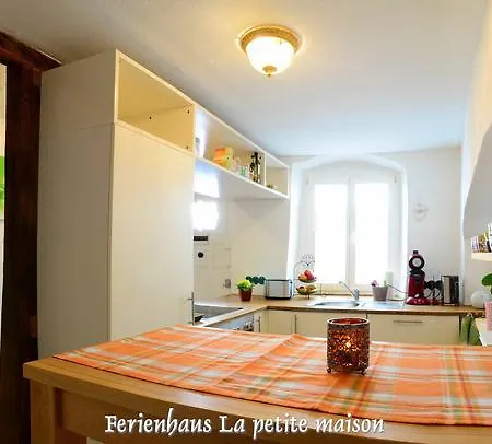 Lehmgefuehl, Design Vier, La Petite Maison Feriehus *