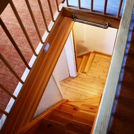 Lehmgefuehl, Design Vier, La Petite Maison Dom wakacyjny Trewir