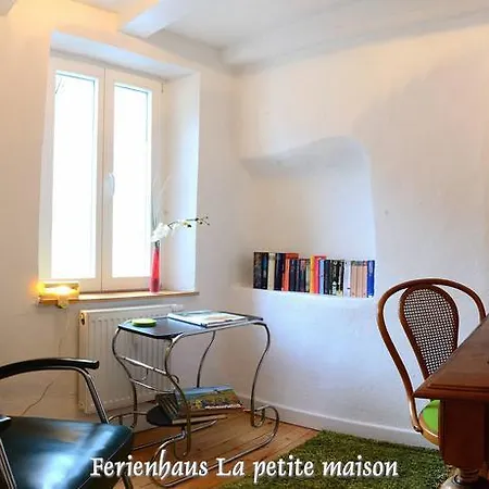 Lehmgefuehl, Design Vier, La Petite Maison