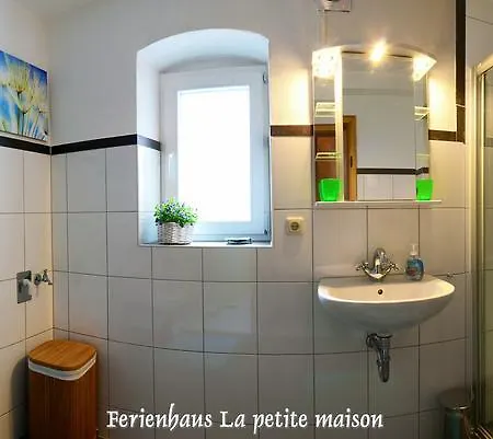 Lehmgefuehl, Design Vier, La Petite Maison Feriehus *