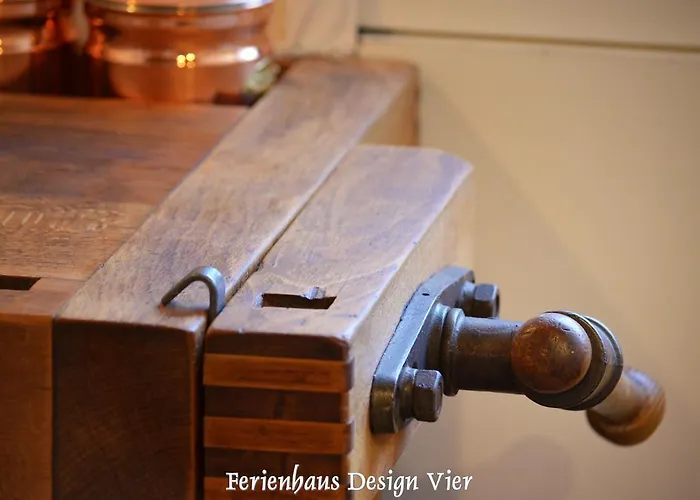 Lehmgefuehl, Design Vier, La Petite Maison * Treviri